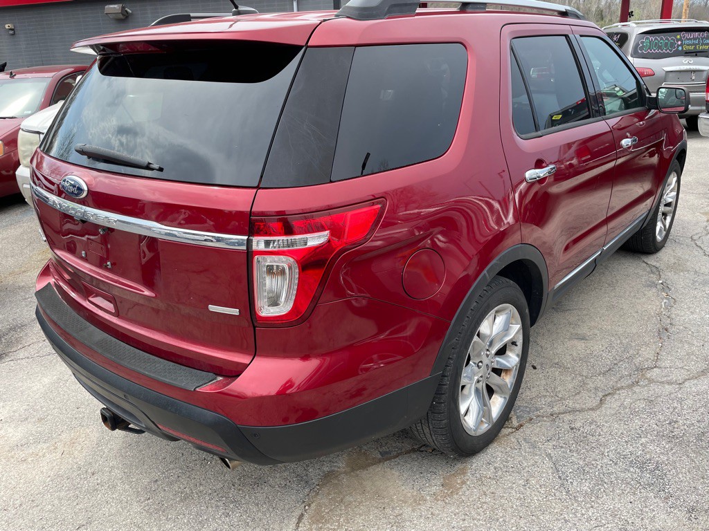 2015 Ford Explorer Image 4