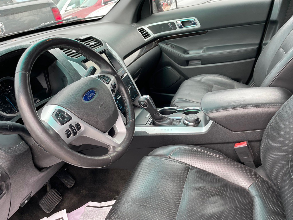 2015 Ford Explorer Image 7