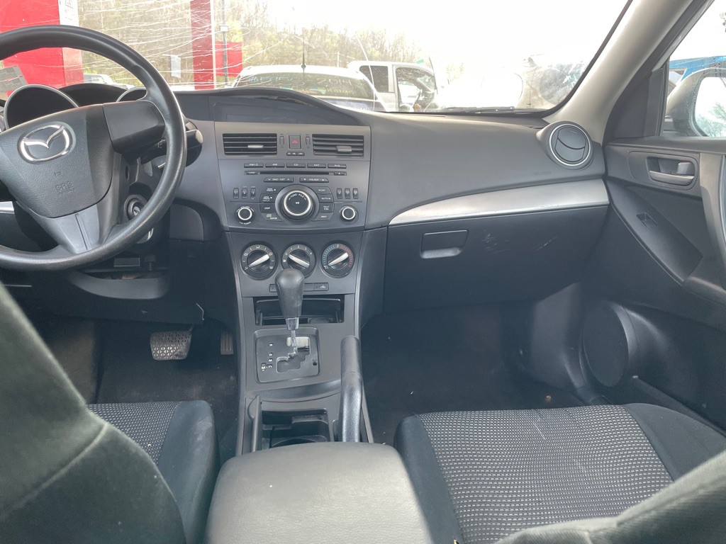 2013 Mazda Mazda3 Image 7