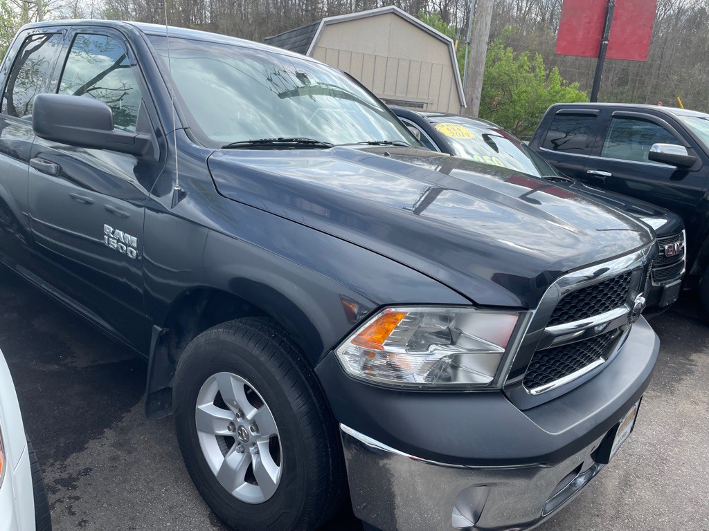 2013 RAM 1500 Image 3