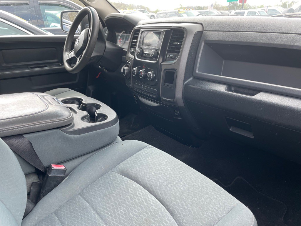 2013 RAM 1500 Image 6
