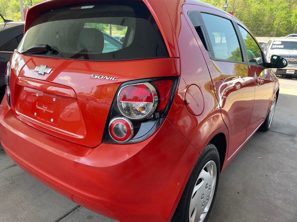 2013 Chevrolet Sonic Image 6