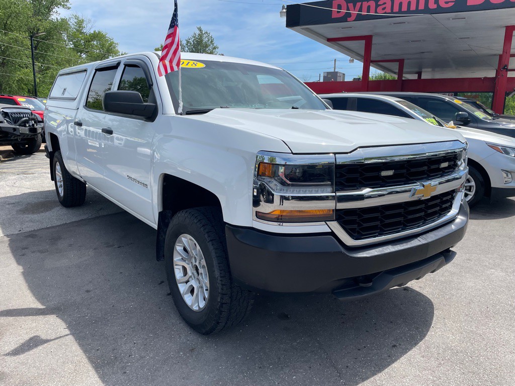 2018 Chevrolet Silverado 1500 Image 2