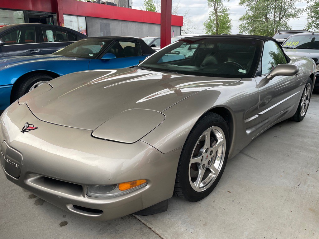 2000 Chevrolet Corvette Image 3
