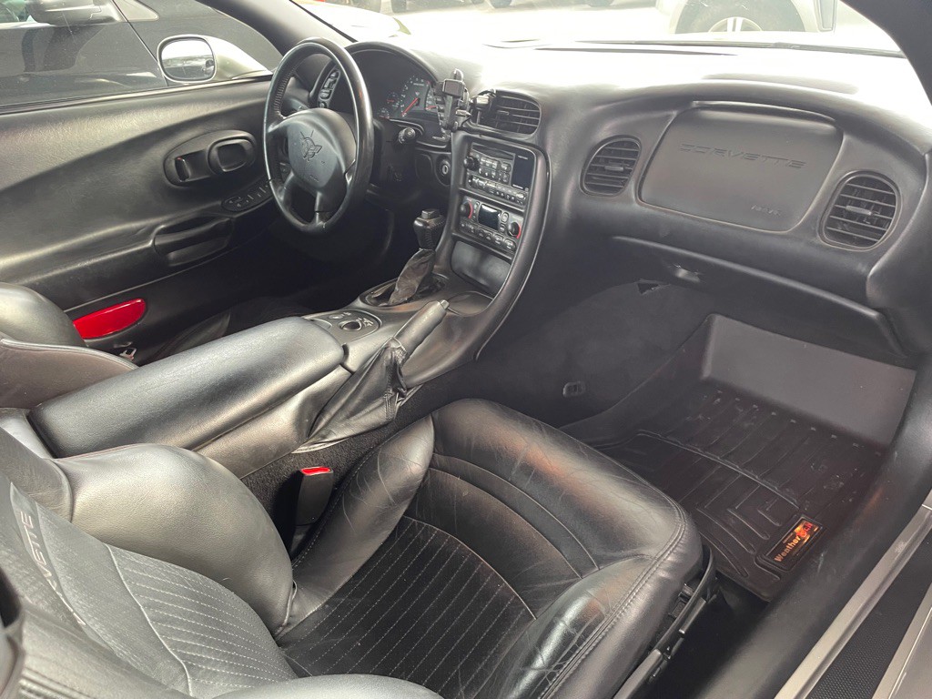2000 Chevrolet Corvette Image 8