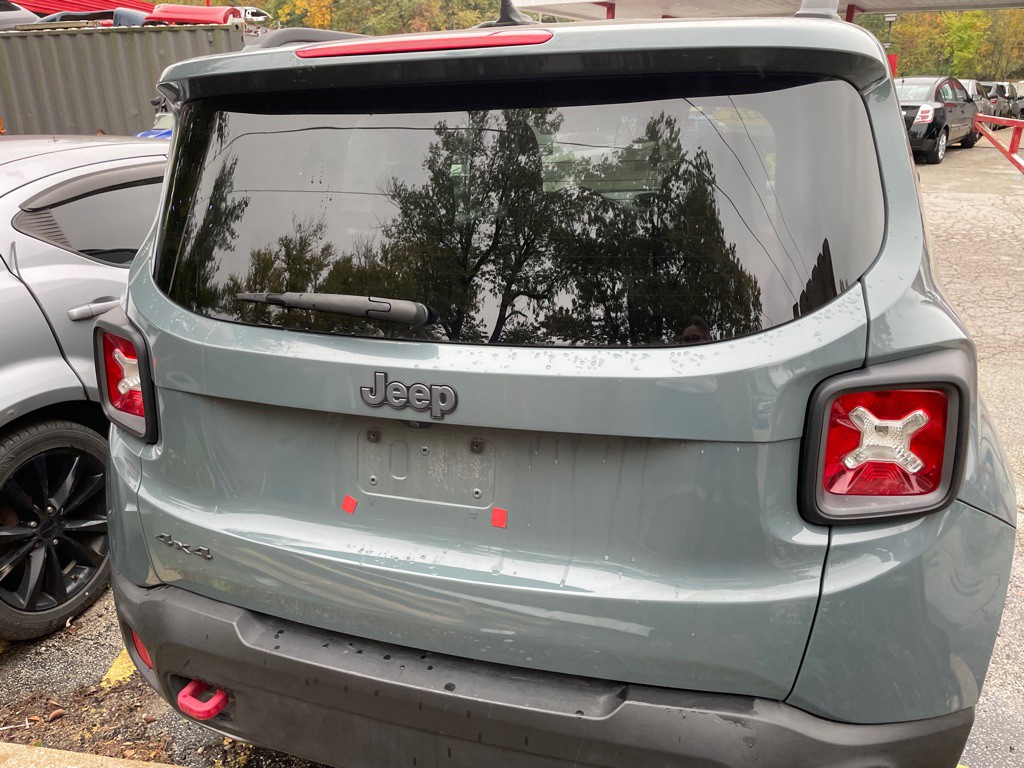 2016 Jeep Renegade Image 10