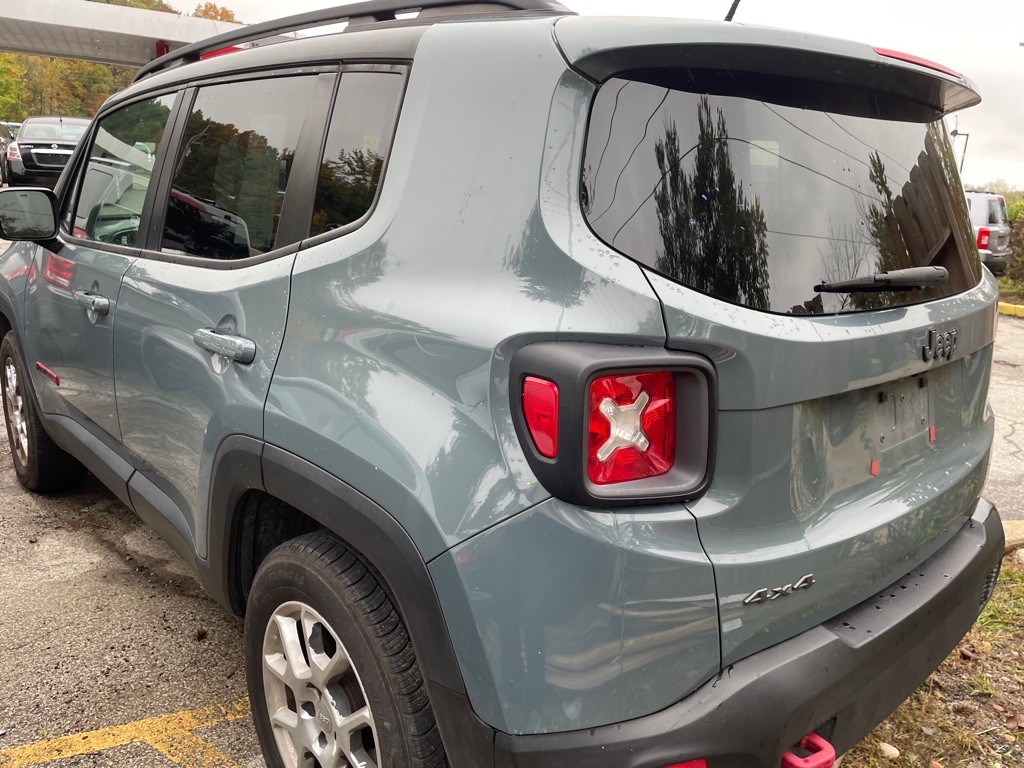 2016 Jeep Renegade Image 12