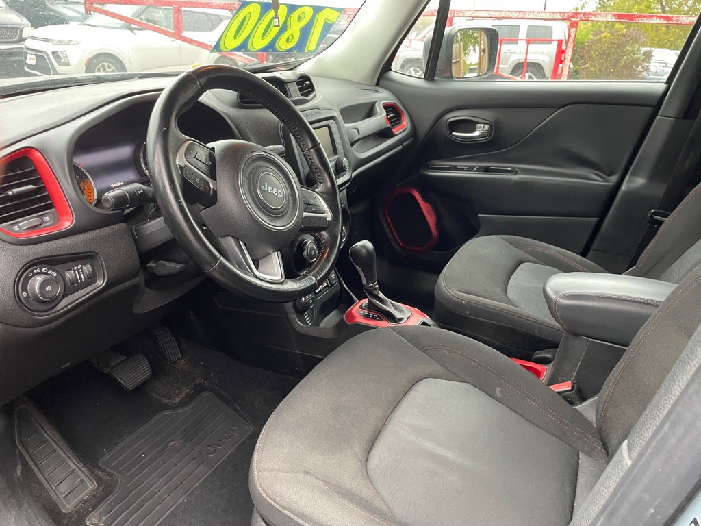 2016 Jeep Renegade Image 13