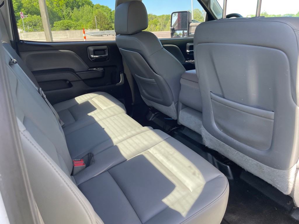 2015 GMC Sierra Image 9