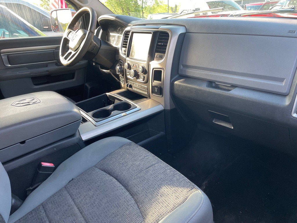 2014 RAM 1500 Image 8