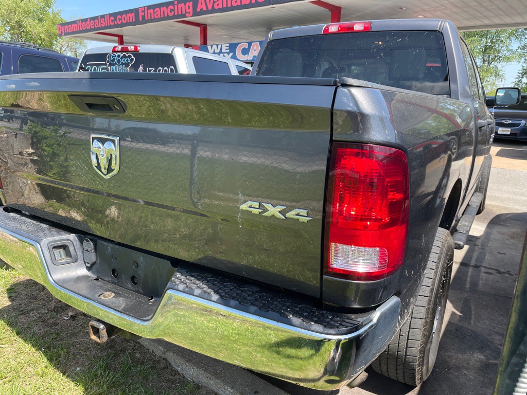 2017 RAM 1500 Image 6