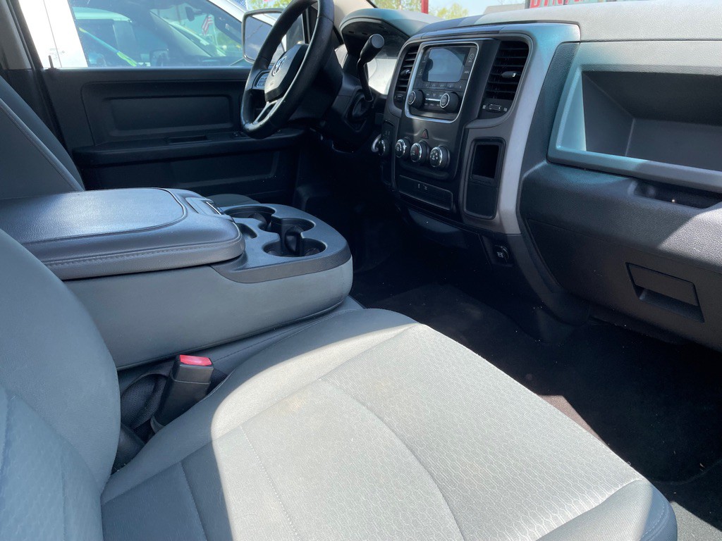2017 RAM 1500 Image 9