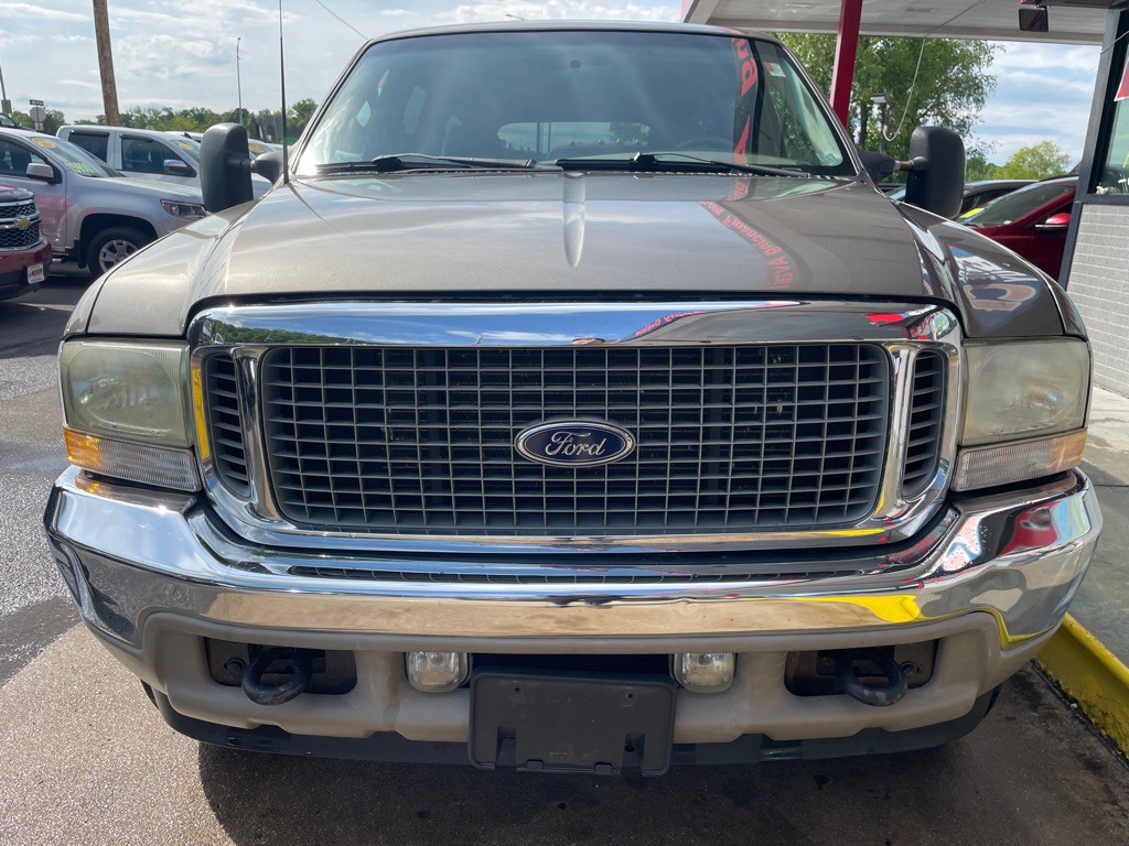 2002 Ford Excursion Image 3