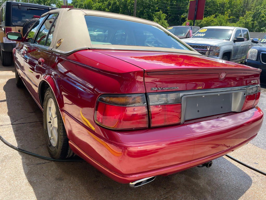 2000 Cadillac Seville Image 7