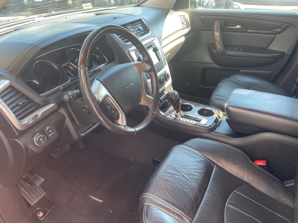 2016 GMC Acadia Image 8