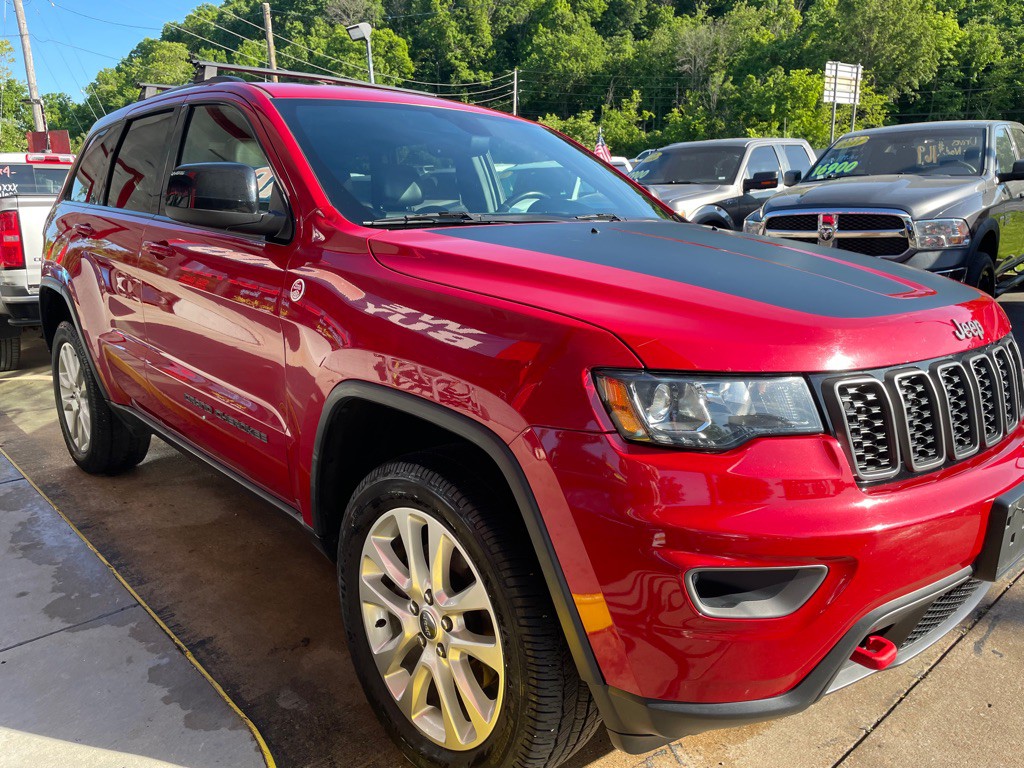 2017 Jeep Grand Cherokee Image 4