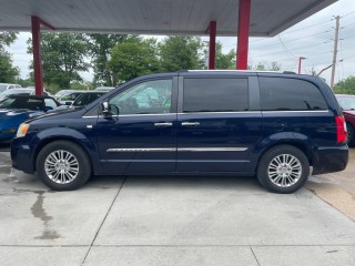 Image for 2014 Chrysler Town & Country Touring L ID: 7433725