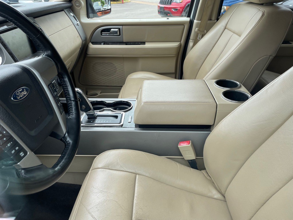 2015 Ford Expedition Image 8
