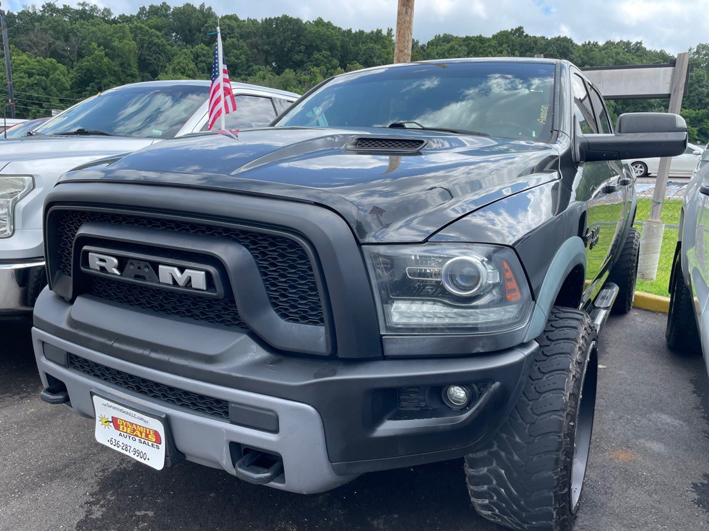 2016 RAM 1500 Image 3