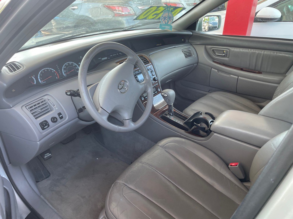 2002 Toyota Avalon Image 5