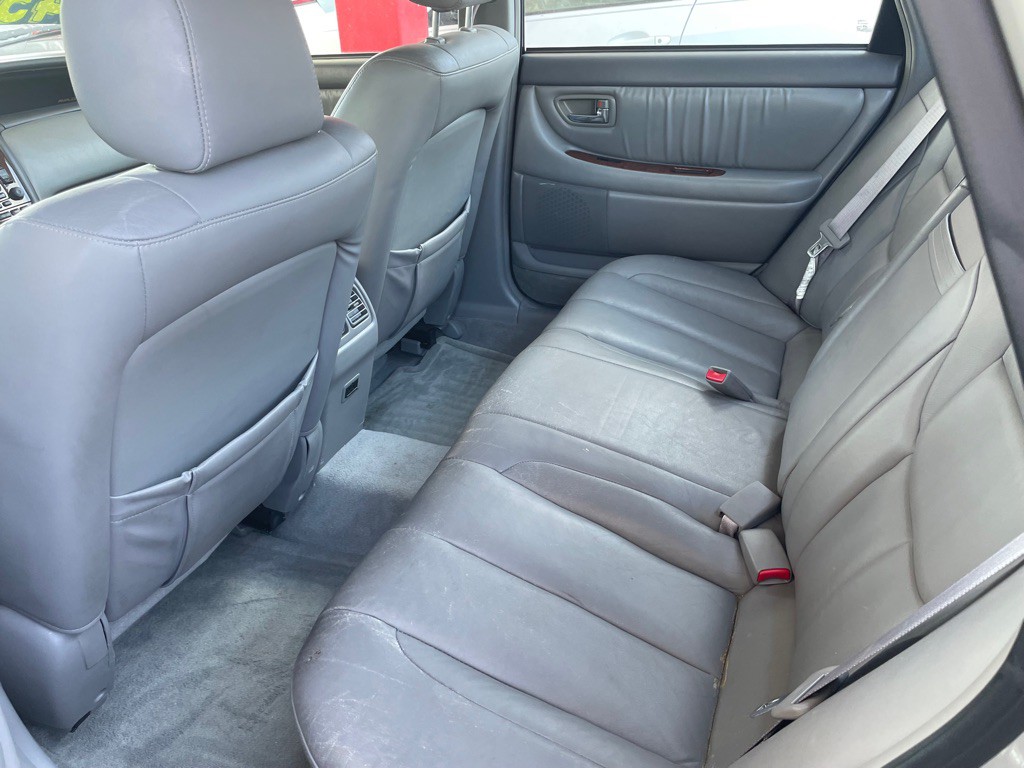 2002 Toyota Avalon Image 8