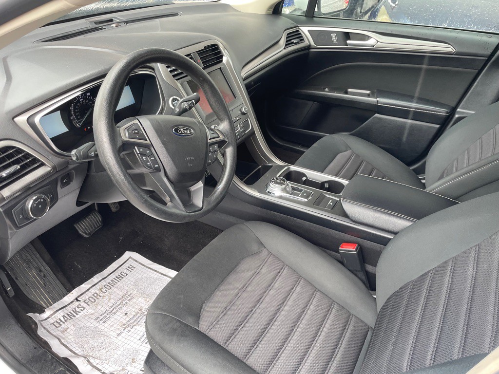 2020 Ford Fusion Image 8