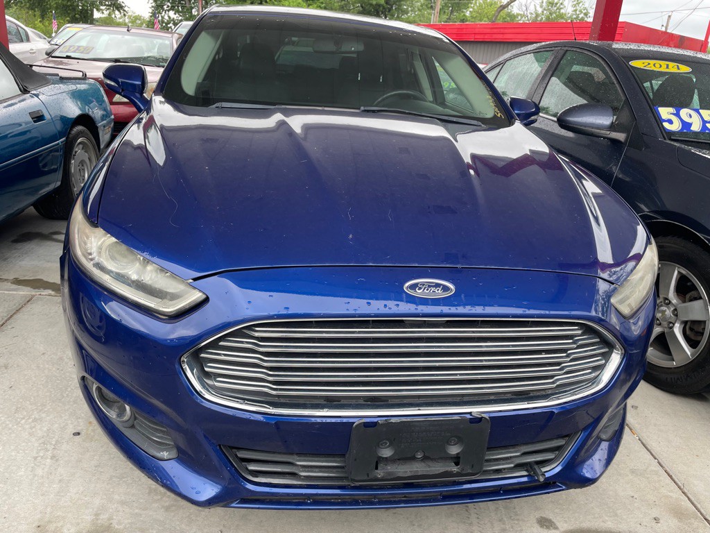 2016 Ford Fusion Image 2