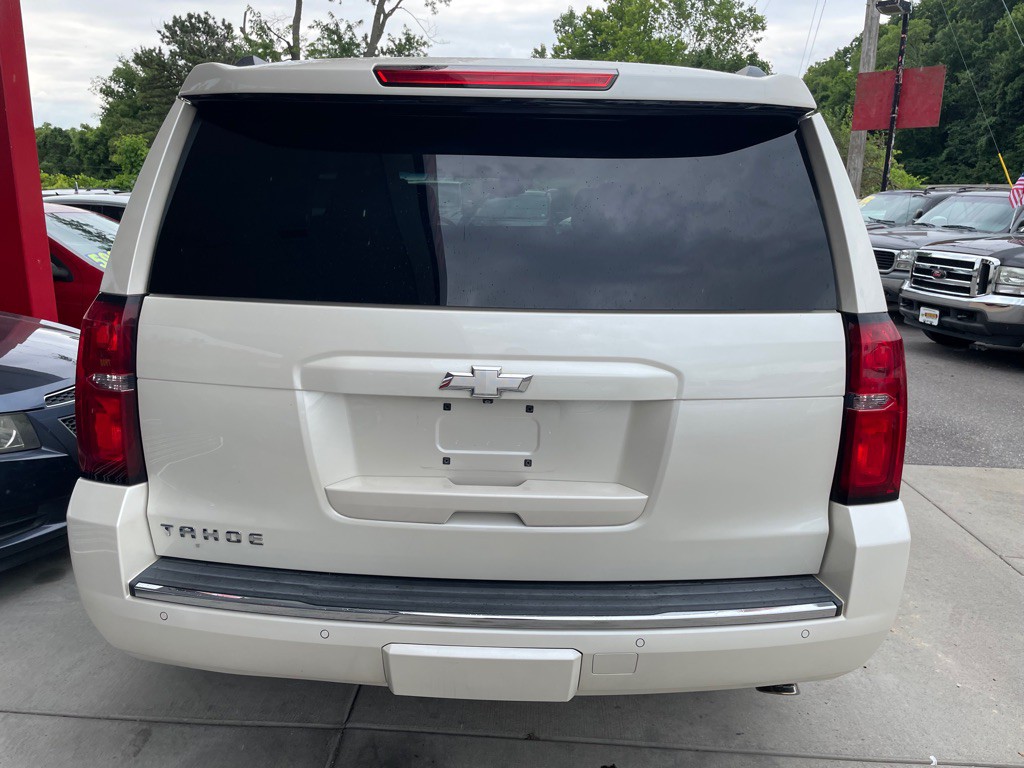 2015 Chevrolet Tahoe Image 6