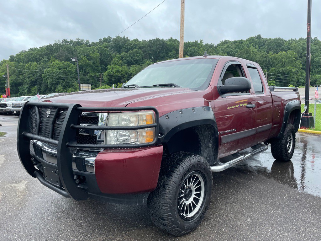 2008 Chevrolet Silverado 1500 Image 3