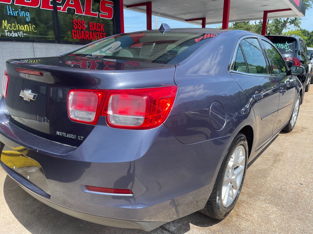 2013 Chevrolet Malibu Image 6