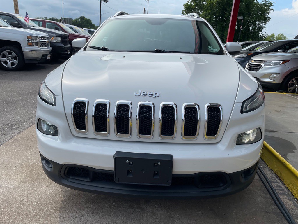 2018 Jeep Cherokee Image 3