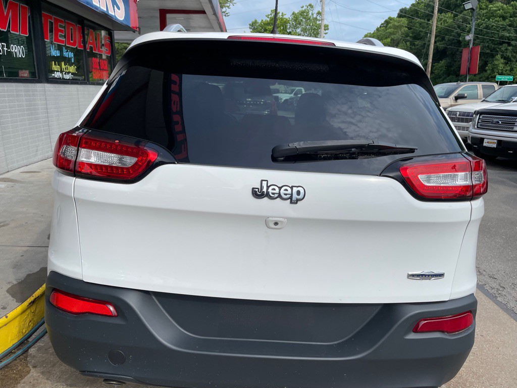 2018 Jeep Cherokee Image 7
