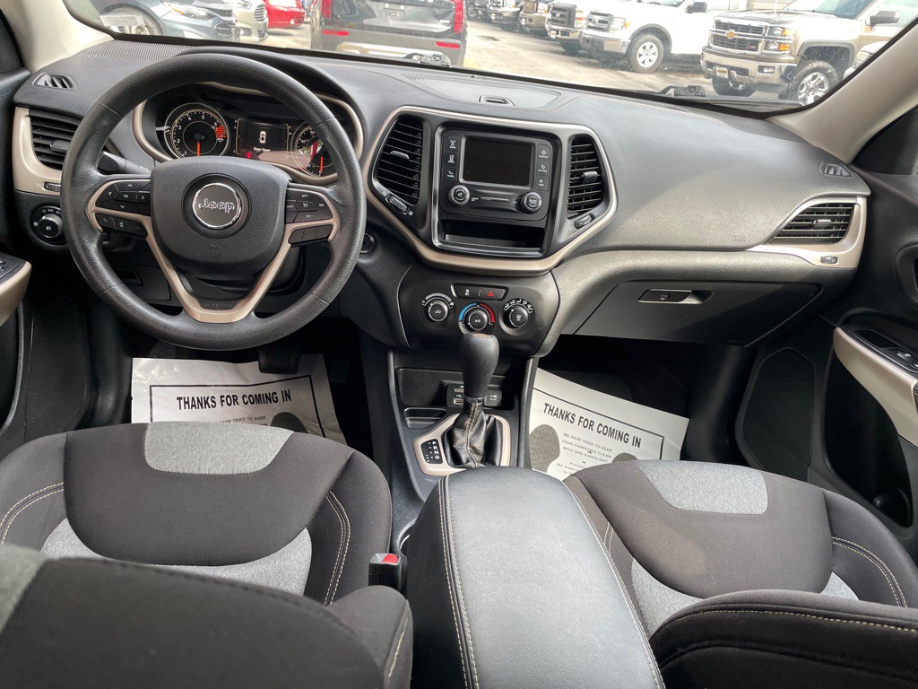 2018 Jeep Cherokee Image 11