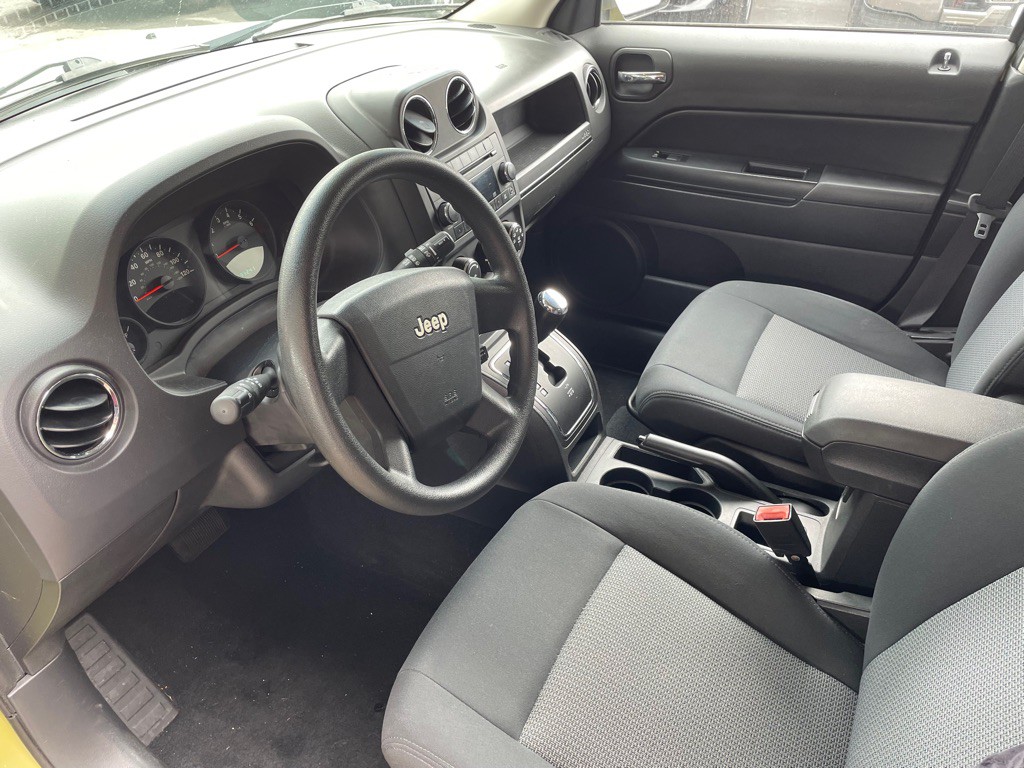 2010 Jeep Patriot Image 8