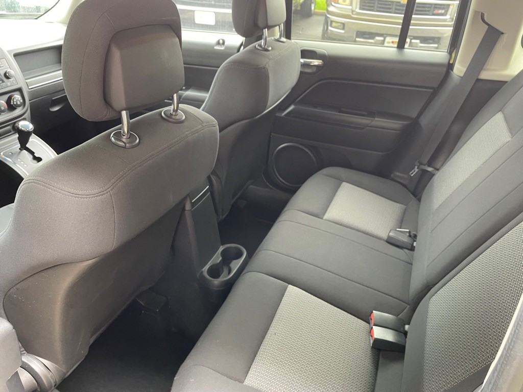 2010 Jeep Patriot Image 10