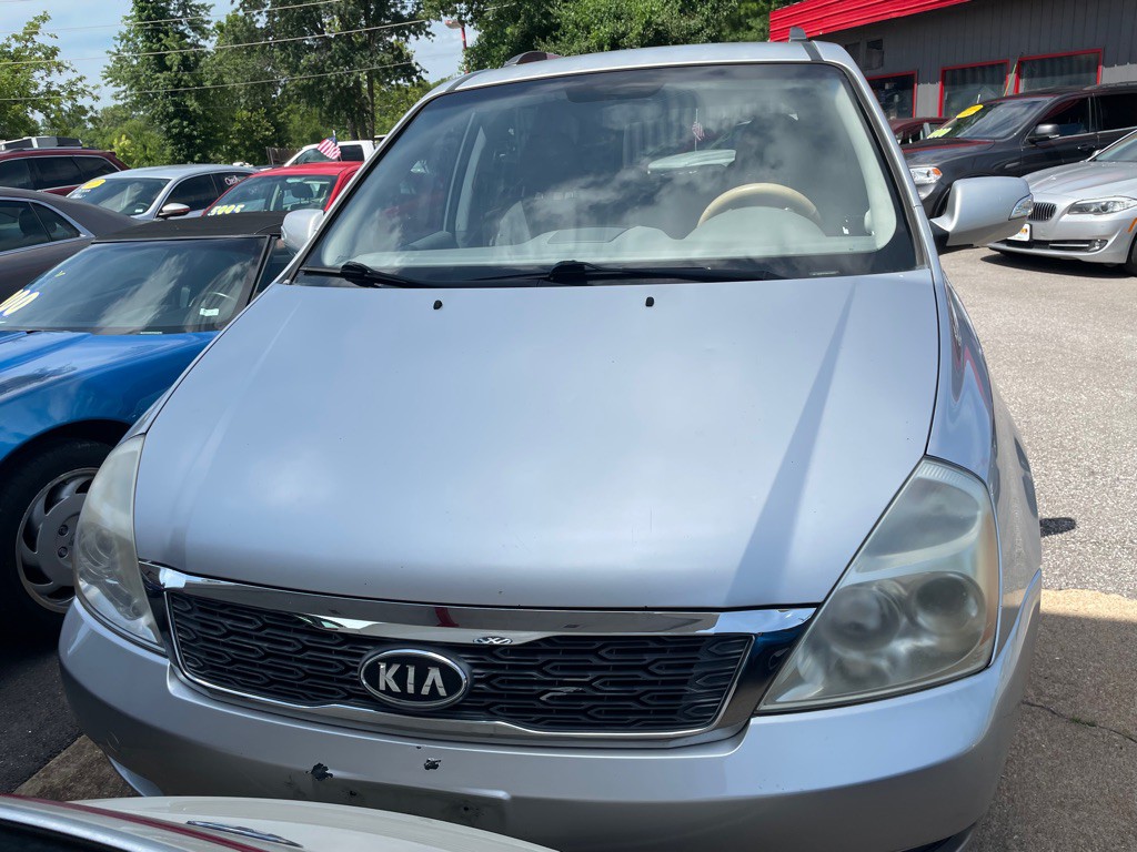 2012 Kia Sedona Image 3