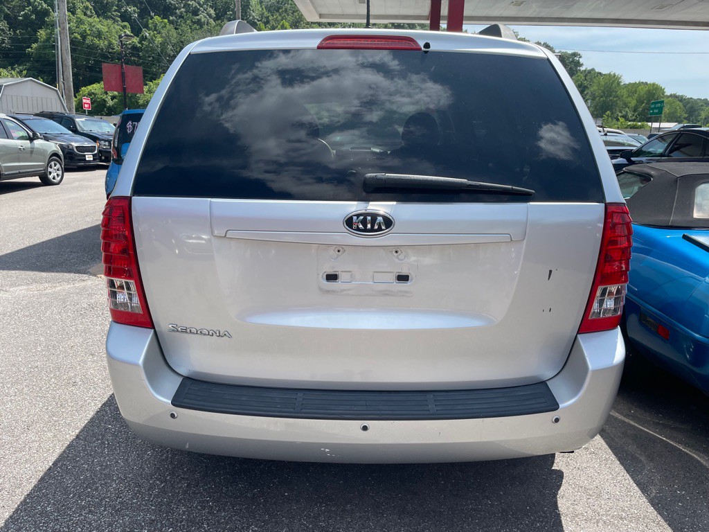 2012 Kia Sedona Image 6