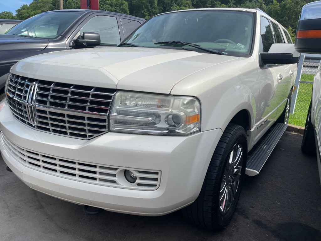 2007 Lincoln Navigator Image 3