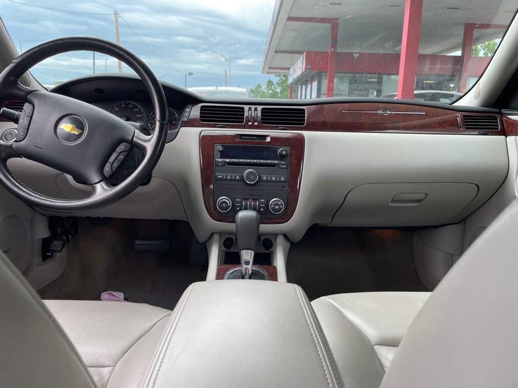 2006 Chevrolet Impala Image 8