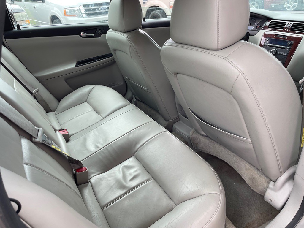 2006 Chevrolet Impala Image 10