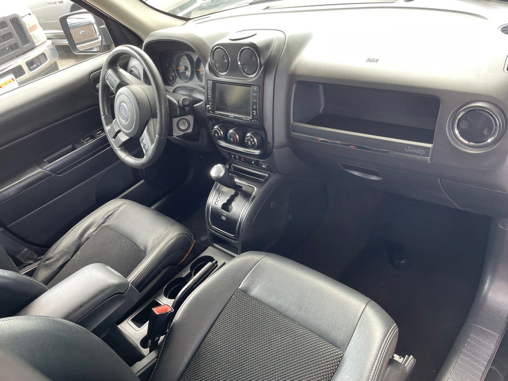 2016 Jeep Patriot Image 10