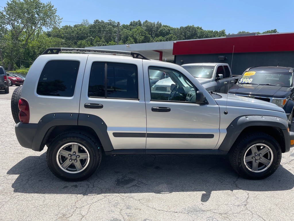 2006 Jeep Liberty Image 1