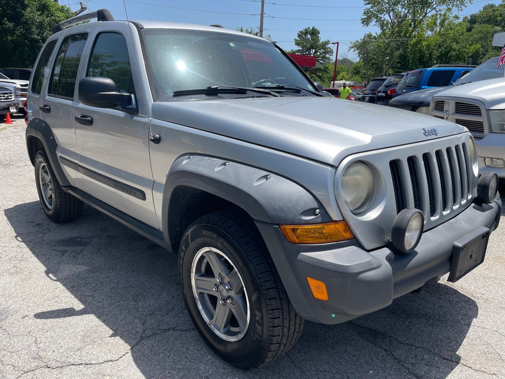 2006 Jeep Liberty Image 4