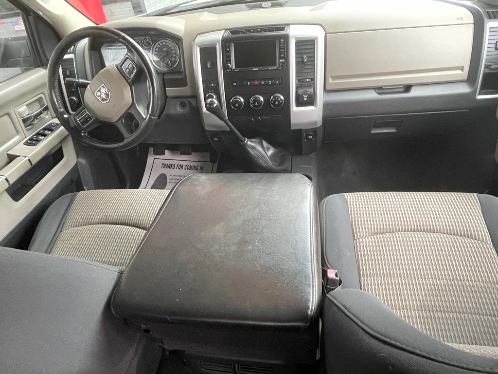 2012 Dodge Ram 2500 Image 9
