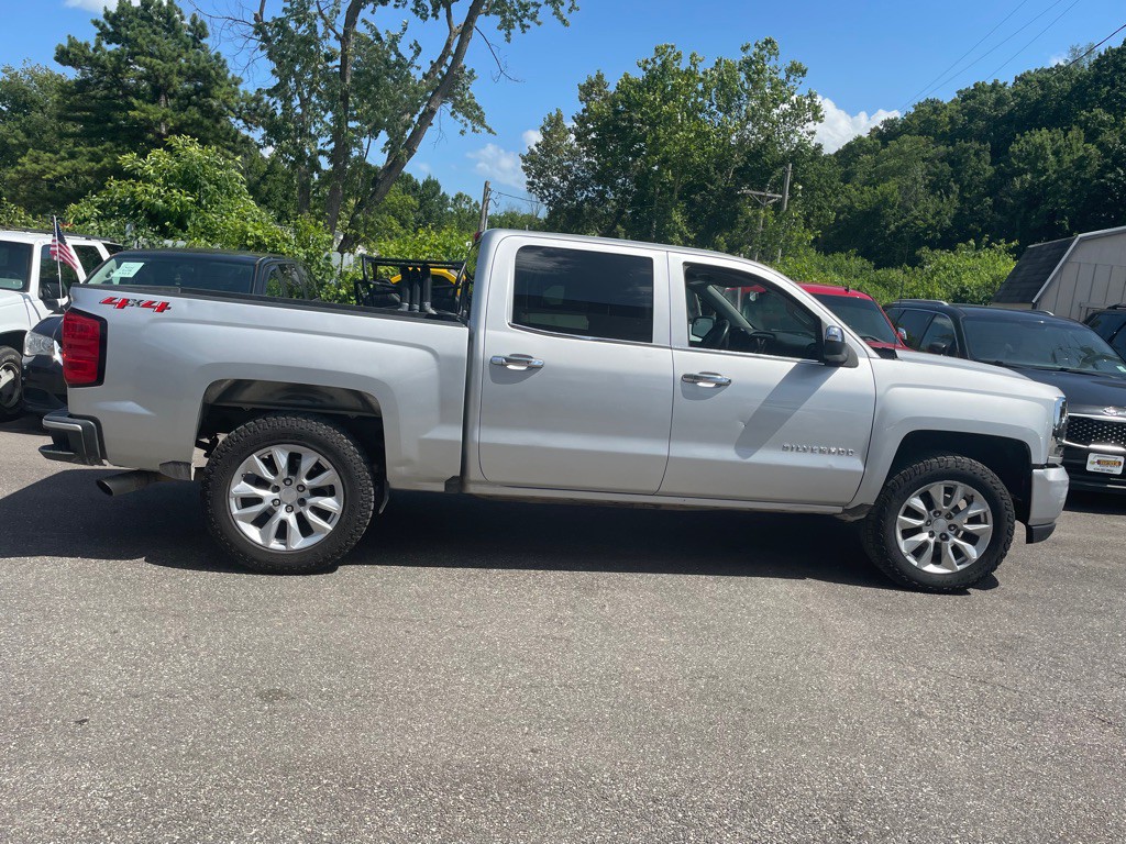 2018 Chevrolet Silverado 1500 Image 1