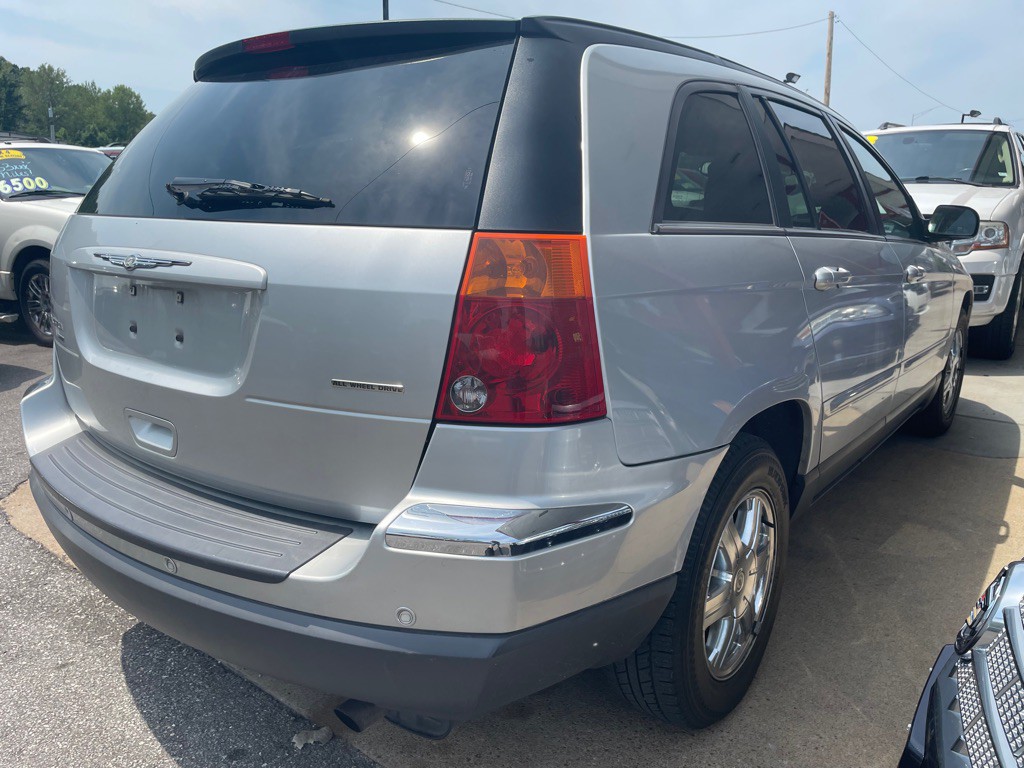 2005 Chrysler Pacifica Image 7