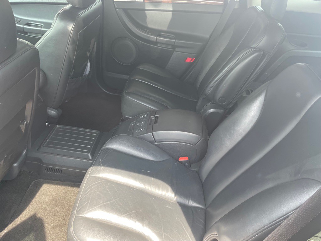 2005 Chrysler Pacifica Image 11