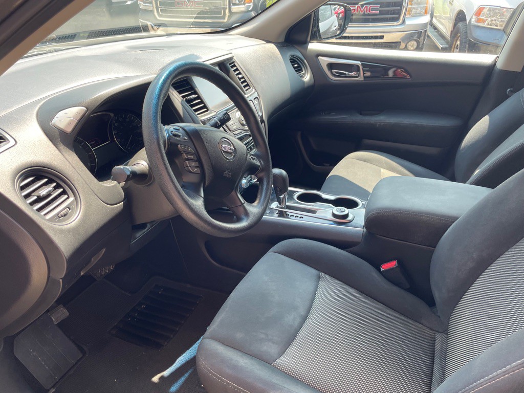 2017 Nissan Pathfinder Image 8