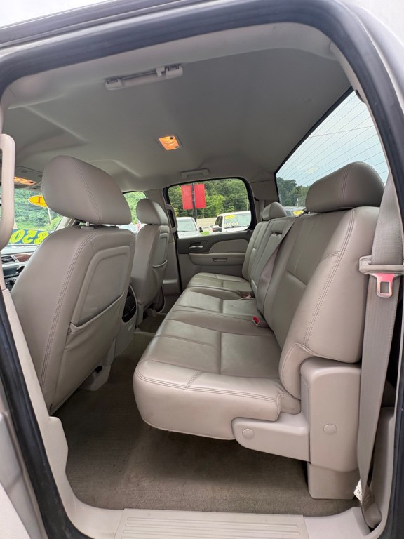 2011 GMC Sierra Image 8