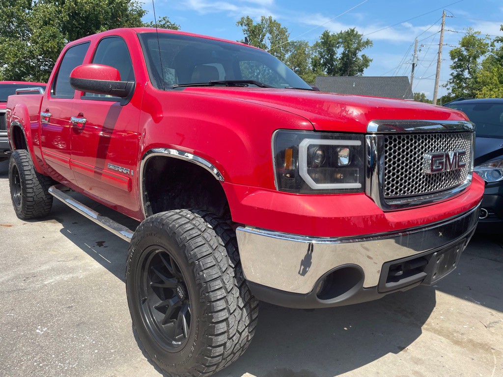 2007 GMC Sierra Image 2